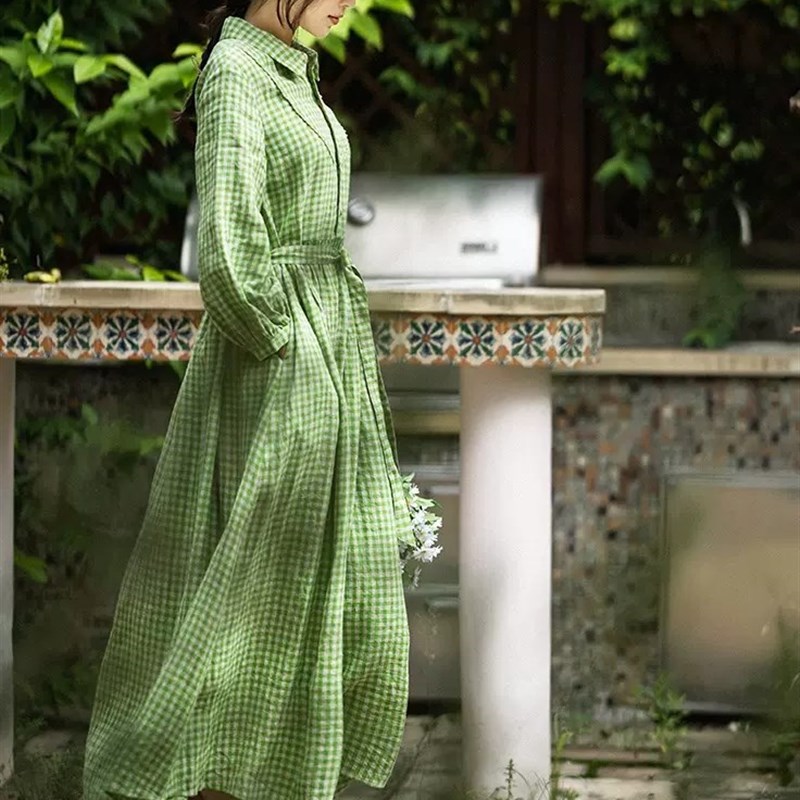 极速亚麻长袖连衣裙女高端2024年春秋新款文艺格子衬衫裙棉麻长裙