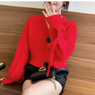 红色毛衣外套女本命年大红色高腰短款小个子秋冬新款宽松针织上衣