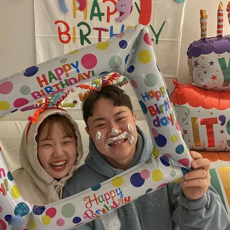 速发相框拍照气球铝膜趣味生日派对装饰野餐聚会合照道具