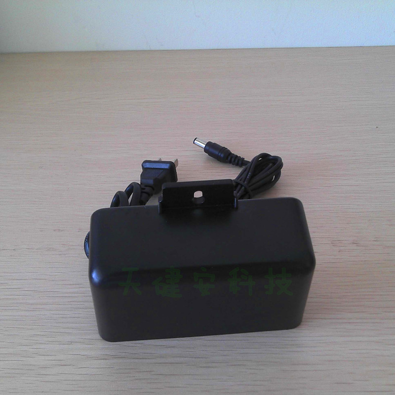 速发防水12V2A适配器壁挂开关变压12v2a