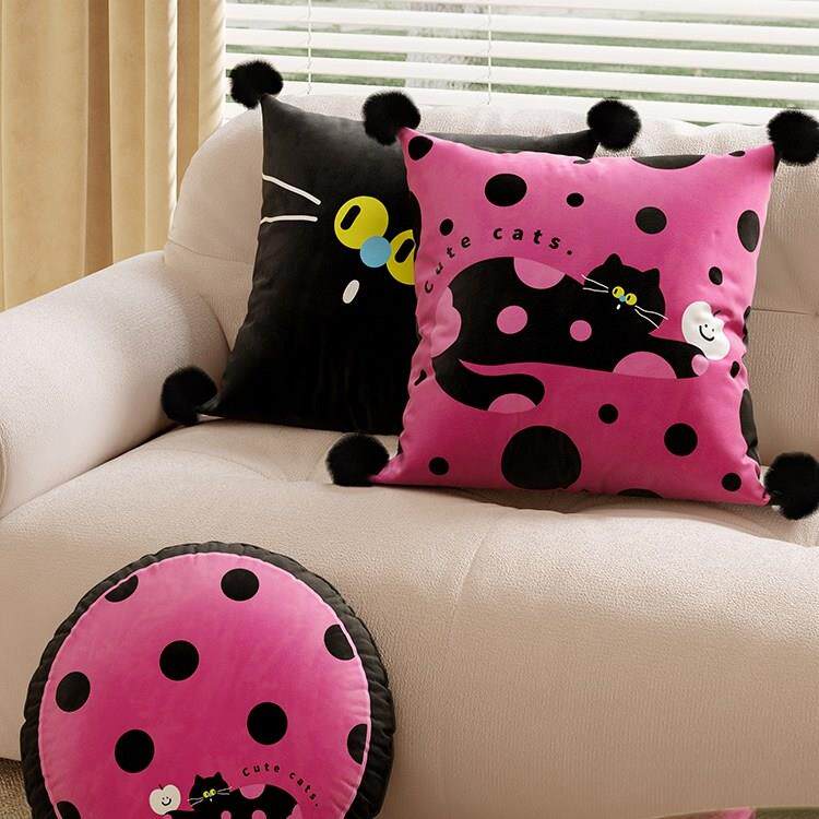 波点猫多巴胺客厅沙发家用抱枕套红色喜庆靠卡通可爱枕套可拆洗