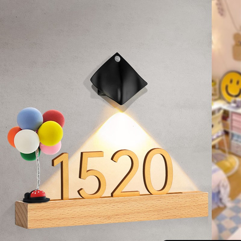 门牌号码牌家用订制可爱玩偶木制房间号轻奢创意高级感高档温馨住