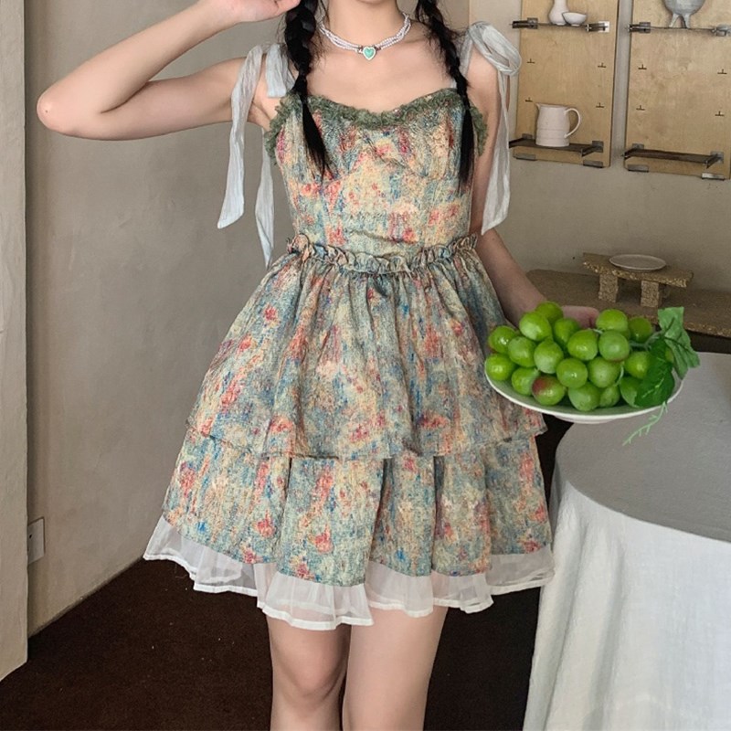 速发大码复古高级感系带花边油画碎花吊带连衣裙辣妹蓬蓬裙