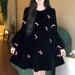 速发在逃公主小本风丝绒赫黑裙秋冬季大码小个子减龄蝴蝶结连衣裙