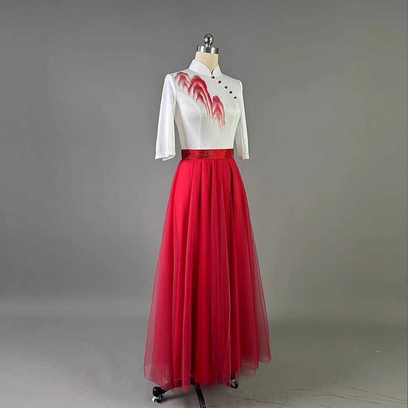 新款大合唱演出服女长裙成人红歌朗诵中学生比赛表演服装指挥礼服