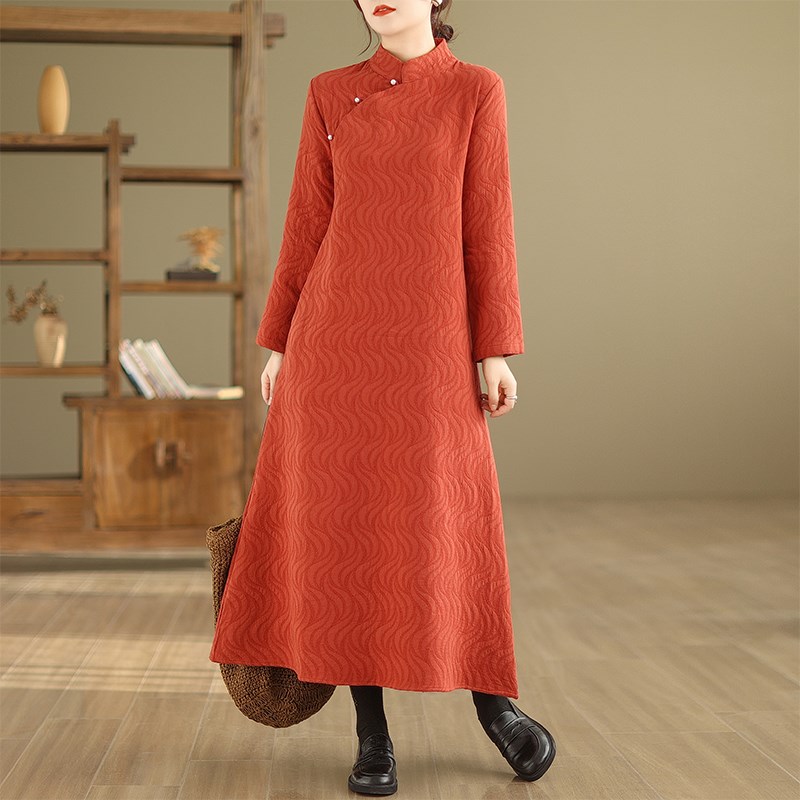 中式斜襟盘扣改良旗袍女2024秋冬新款洋气提花连衣裙复古打底长裙