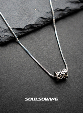 项链男款钛钢棋盘小蛮腰锁骨链不掉色设计感小众高级感痞帅百搭链