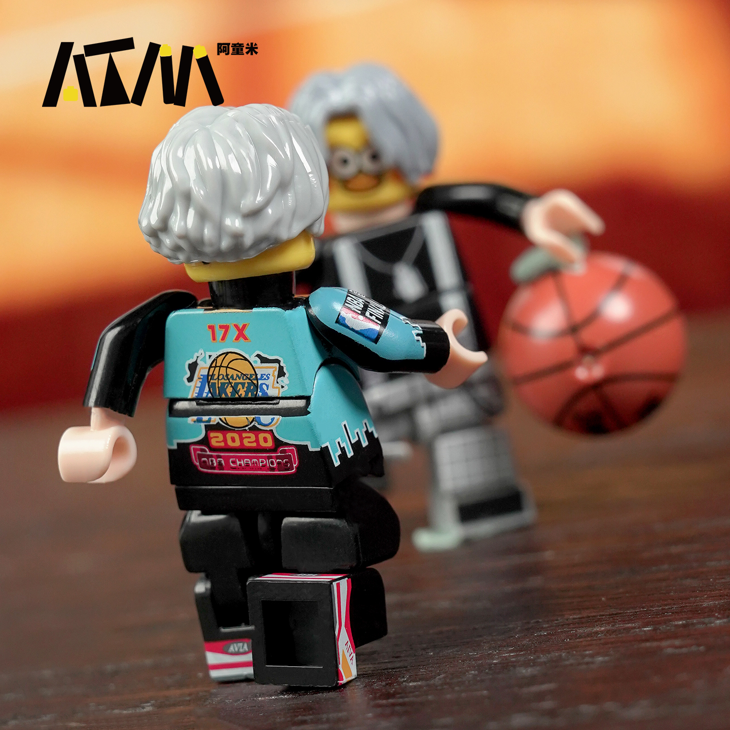 全身可动可弯曲兼容乐高滑板人仔