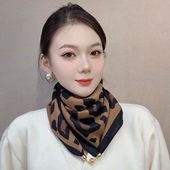 护颈围巾女三角巾秋冬保暖时尚 洋气高档磁吸扣方巾丝巾女2025新款
