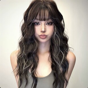 野人拾宝羊毛卷黑棕挑染奶白高层次高温丝齐刘海亚裔假发套