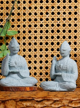 速发无聊了 发射 光线 奥凸曼L型射发奥凸曼未来佛装饰摆件礼