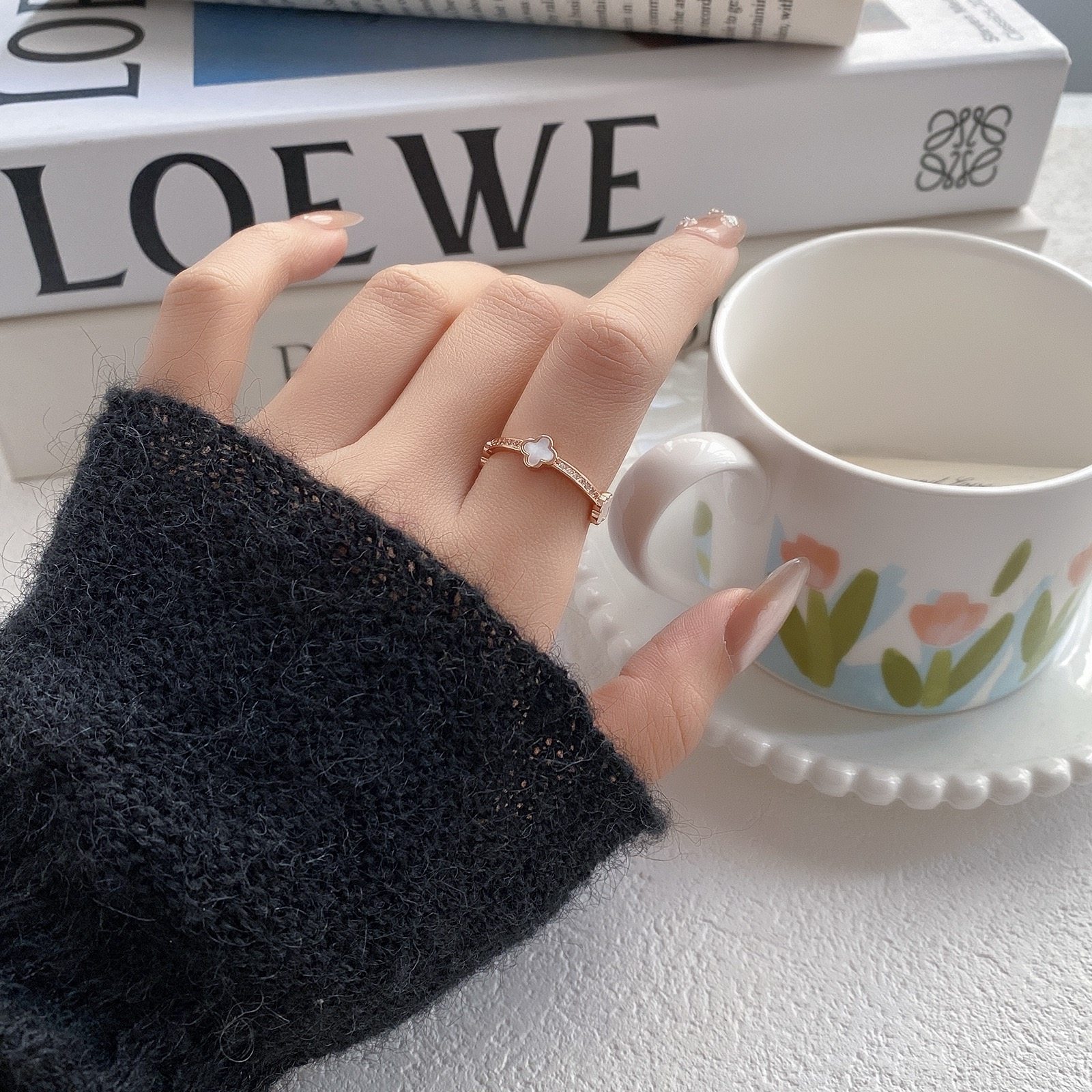 冷茶集饰幸运草天然贝壳四叶草玫瑰金闭口指环戒指女小众高级轻奢,饰品/流行首饰/时尚饰品新,银饰戒指,淘宝优惠券,粉丝福利购,淘宝优惠卷