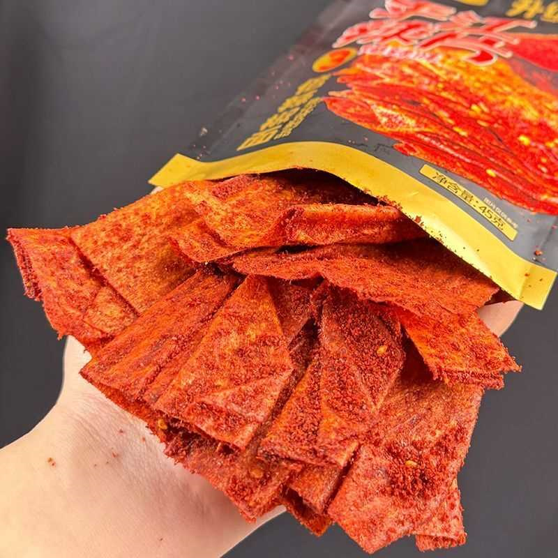 辣年花开抖音同款平江辣片网红零食小吃湖南特产豆皮辣条儿时经典