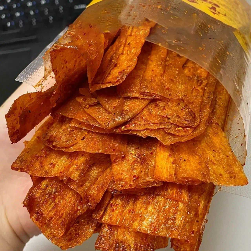 萍乡风味辣片香辣手撕豆皮辣条江西零食8090后怀旧美食老式大辣片