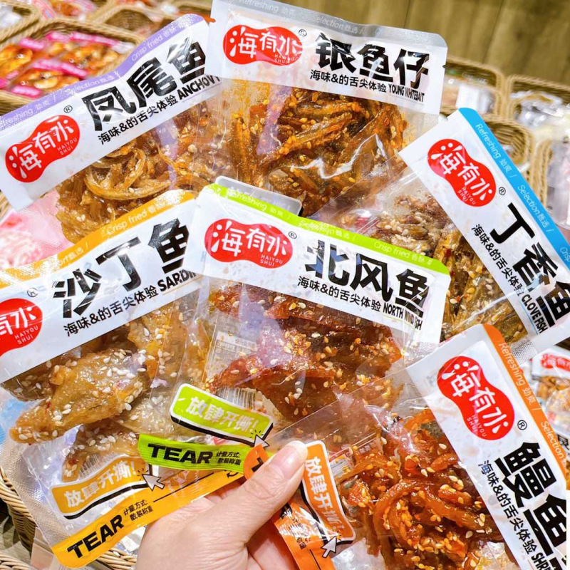 新货鳗鱼丝独立装海有水香辣凤尾鱼香辣银鱼红娘北风鱼甜辣鱼干