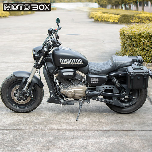 钱江QJ闪300S改装塑料边箱高强度PP侧边雨衣手套工具箱子专用配件