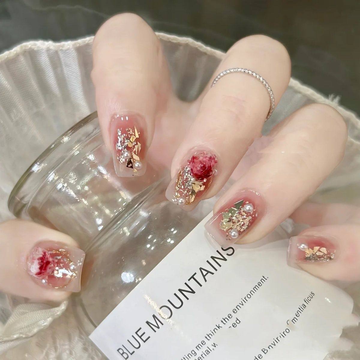 美甲穿戴高级纯手工新款网红爆款显白指甲蔷薇少女短款贴片可拆卸,彩妆/香水/美妆工具,美甲工具,淘宝优惠券,粉丝福利购,淘宝优惠卷