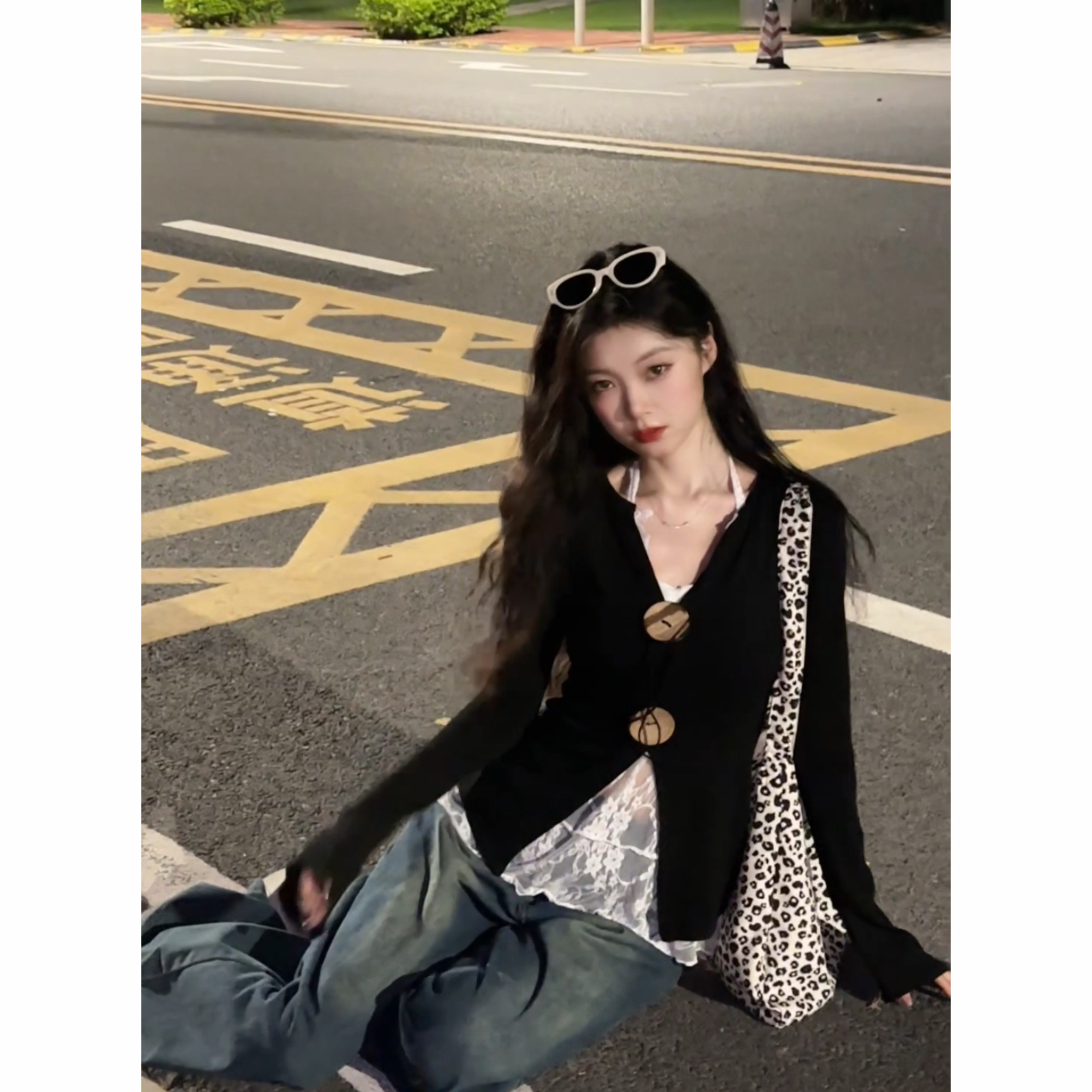 速发七分糖女设计感V领针织长袖早秋高腰休闲阔腿裤牛仔裤套装