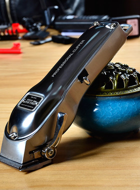 比尔复古油头电推剪理发店专用雕刻痕子0刀头渐变专业发廊器推白