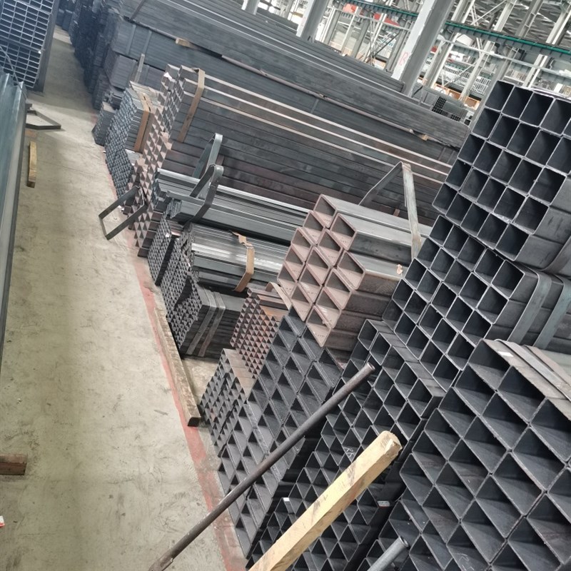热镀锌方管钢材20*30*40*50*60*70*80*100*120黑方管型材矩形钢管