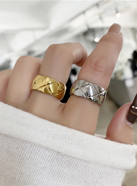 钛钢别样气质小姐姐高级感菱格戒指简约网红女戒