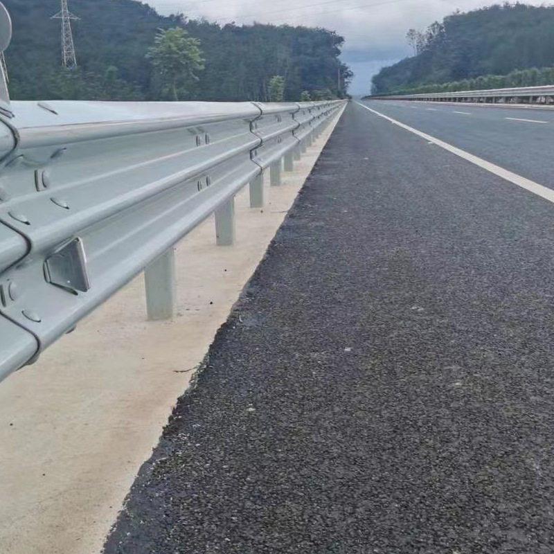 好货高速公路防撞波形护栏乡村道路交通安全三波防护栏热镀锌护栏