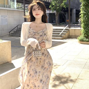 大码胖mm度假风法式碎花吊带连衣裙春季新款复古收腰时尚系带裙子