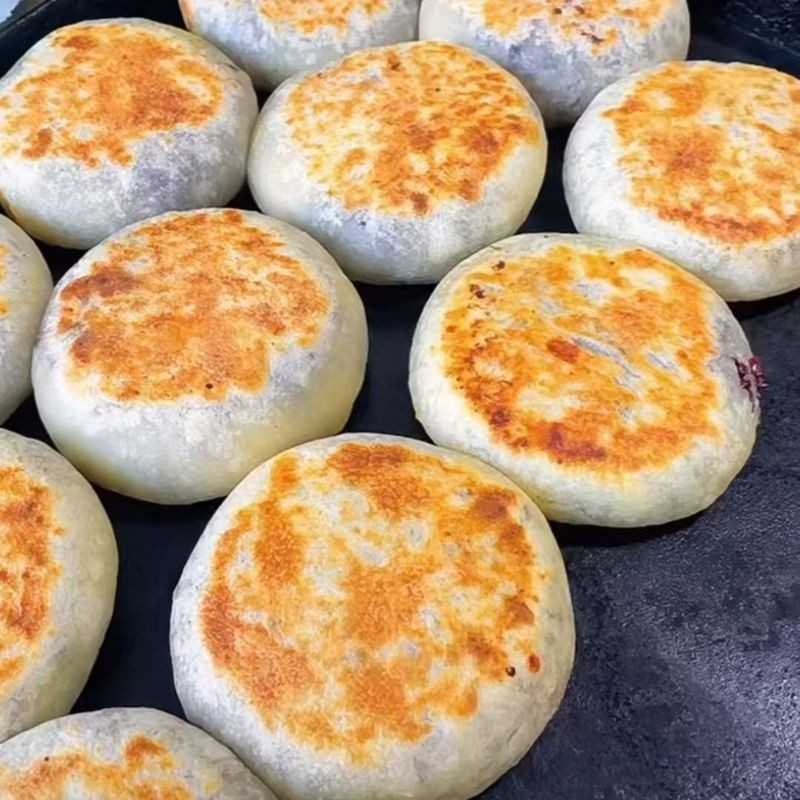 特紫米火山东产糯叽叽糕点网红食速食早烧餐馅饼传统老式紫零米饼
