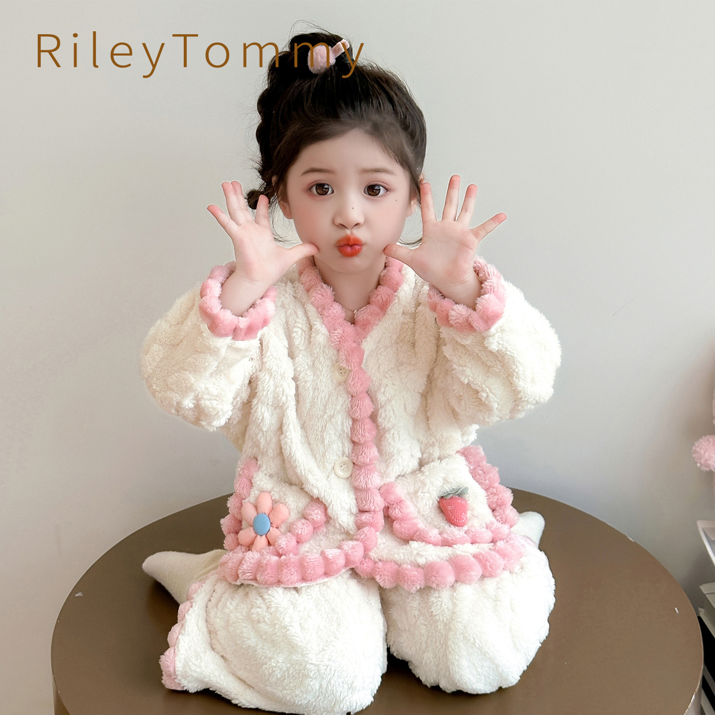 英国RileyTommy珊瑚绒保暖睡衣