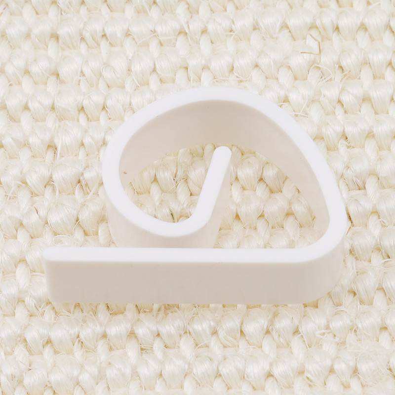 12Pcs Plastic Tablecloth Tables Useful Clips Holder Cloth