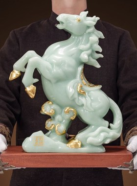 招财马摆件玉石高端大气客厅家居装饰办公桌公司前台大堂开业礼物
