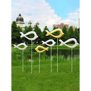 户外简约几何抽象鱼装 彷真鱼群摆件 饰海洋玻璃钢雕塑假山水池欧式