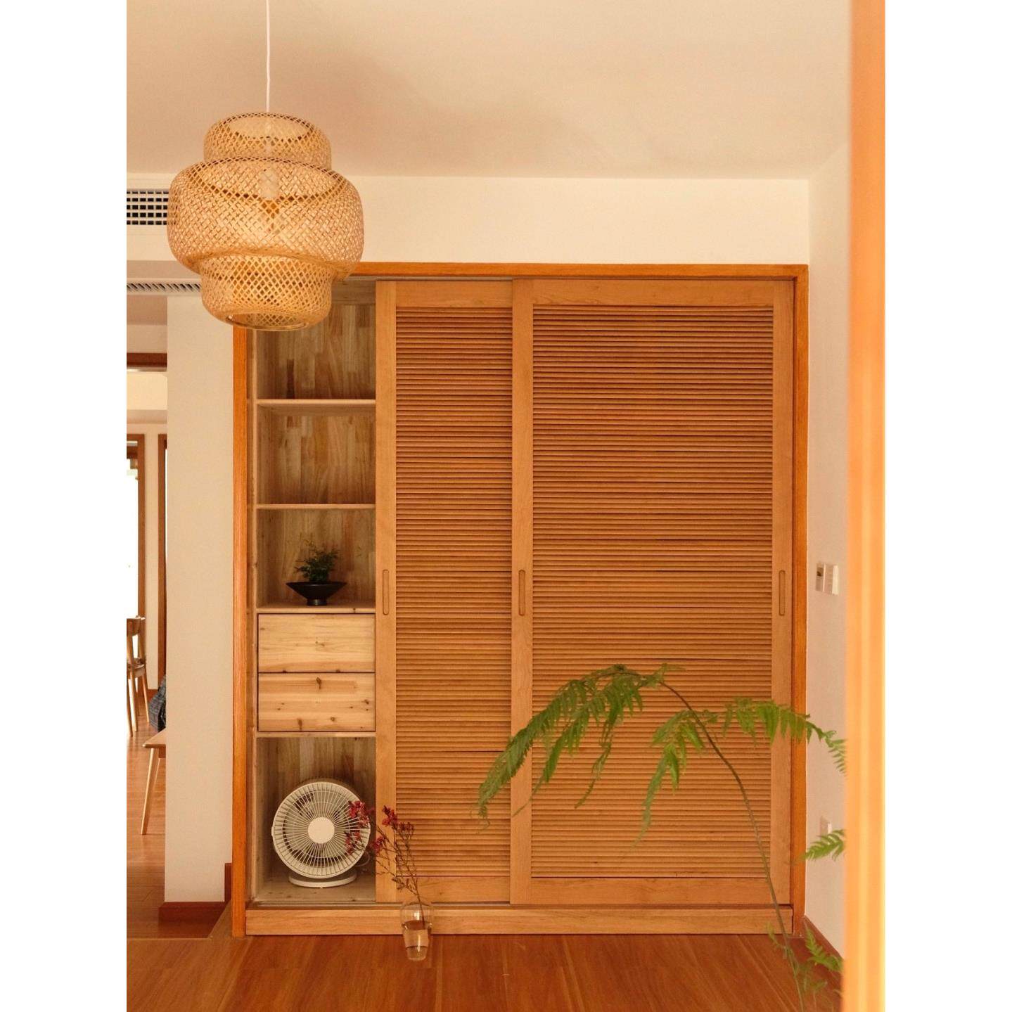 斯堪的纳维亚日本樱桃木实木衣柜门定制盲拉门橡木原木全屋环保家