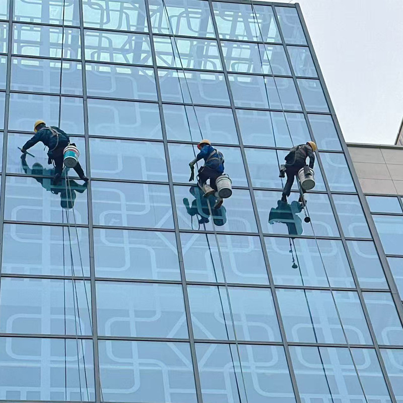 北京幕墙钢化玻璃更换漏水打胶五金配件维修百叶铝板定做安装检测