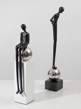 北欧现代抽象长腿人物雕塑摆件家居客厅电视柜玄关柜样板房装饰品