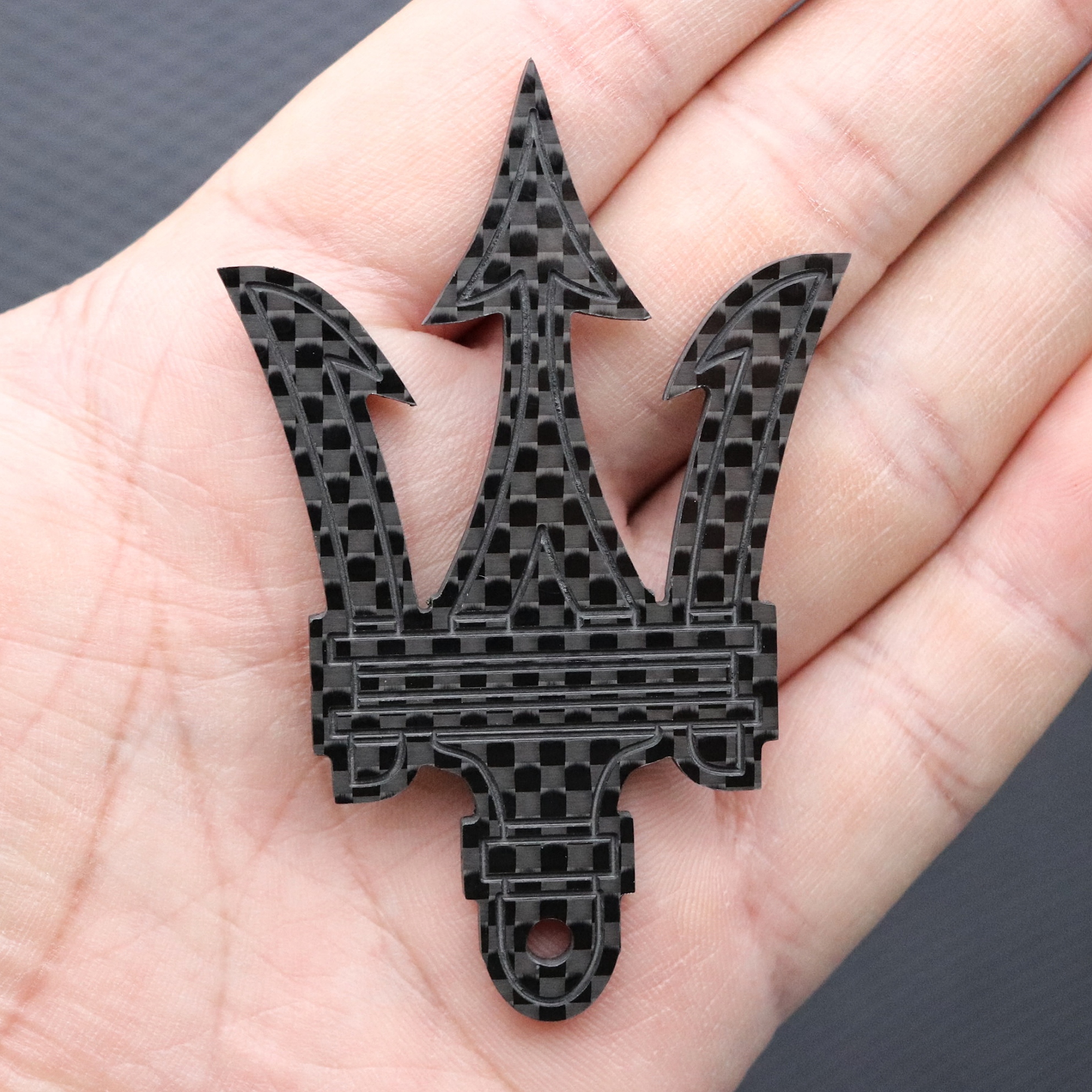 玛莎拉蒂总裁碳纤维钥匙扣