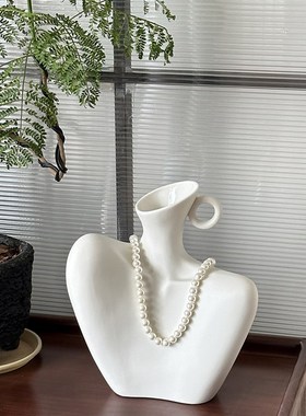 北欧轻奢玄关装饰摆件美人肩锁骨陶瓷花瓶ins桌面电视机柜摆件