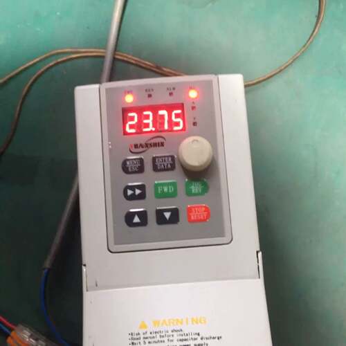 可维修源信变频器YX2000-2S0007G，0.75KW/2议价