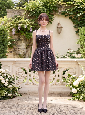 Mamyo Yoo法式甜美风黑色碎花吊带连衣裙女A字少女