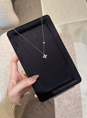 四叶草项链女轻奢小众设计高级感锁骨链爆款颈链配饰