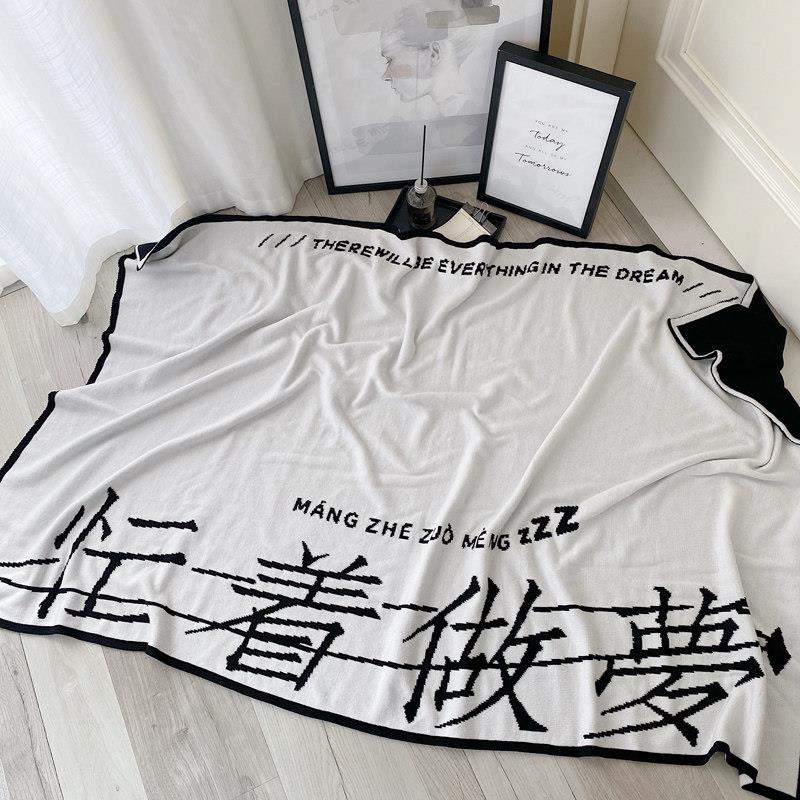 毛毯办公室午休毯子午睡专用小被子盖毯薄款夏季单人披肩空调毯