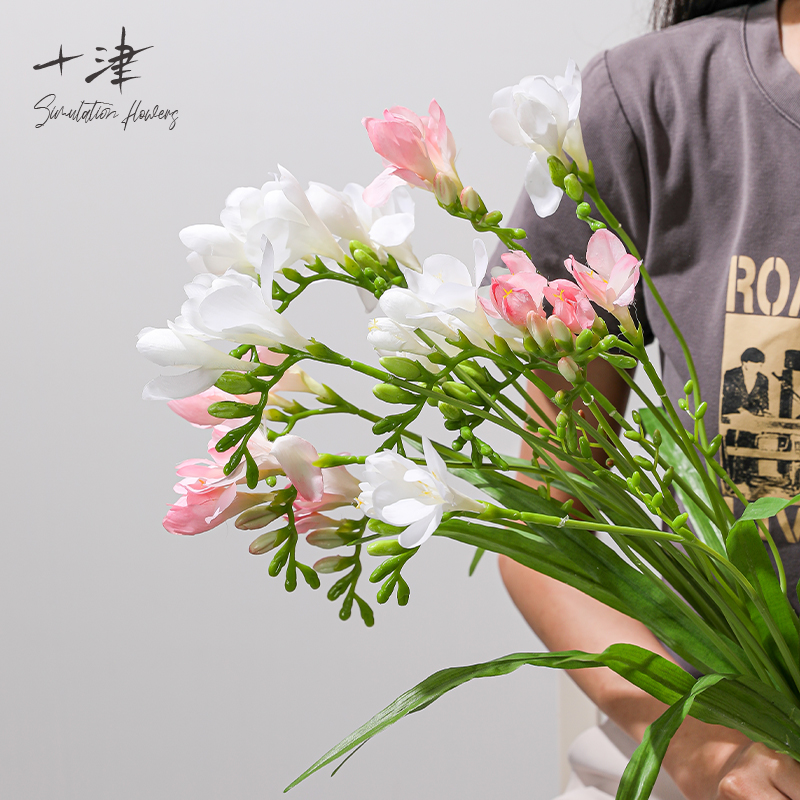 速发小清花香雪兰花小苍兰仿生塑料假端保湿手感高新客厅花艺摆件