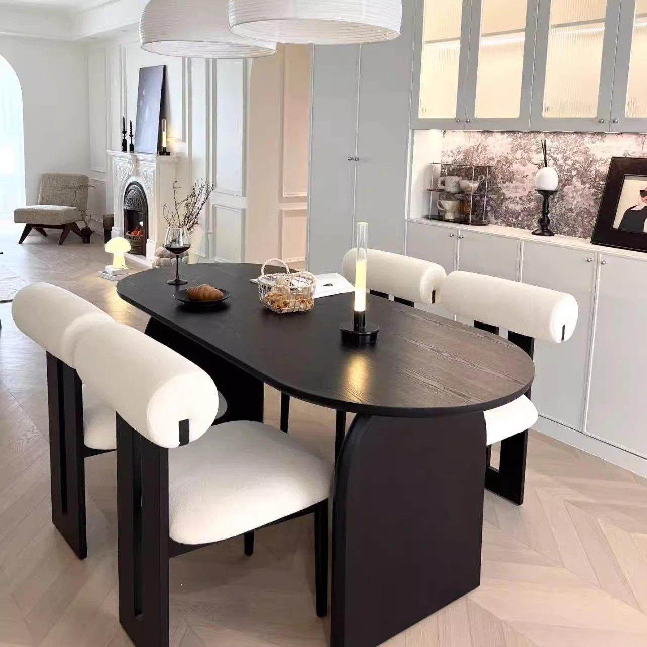 中古风椭圆形实木餐桌椅组合法式覆古吃饭桌黑色白蜡木家用长桌子