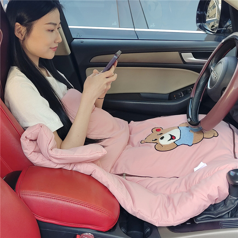 抱枕被子卡通两用办公室靠枕二合一午休枕头神器午睡毯子