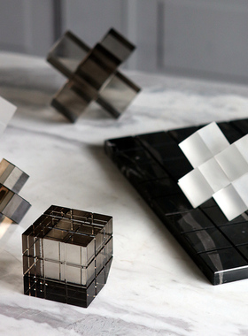 现代简约玻璃艺术摆件客厅书房办公室桌面创意样板间家居软装饰品