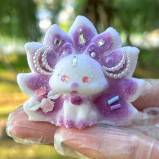 原创小尾狐捏捏乐食品级硅胶慢回弹玩具纯手工自制送朋友生日礼物