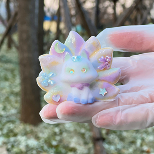 原创小尾狐捏捏乐食品级硅胶慢回弹玩具纯手工自制送朋友生日礼物