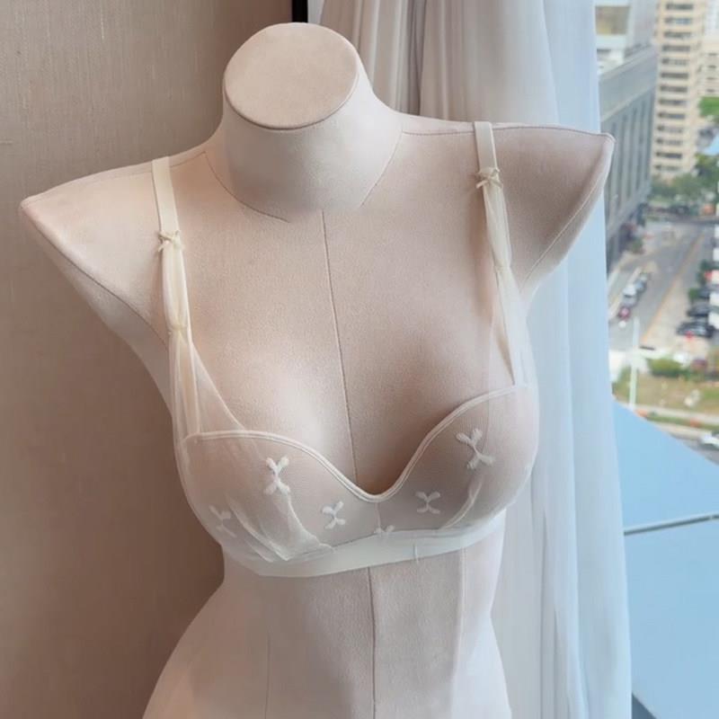 法式内衣少女蕾丝蝴蝶结小胸聚拢显大蜜桃胸2026年新款无钢圈文胸