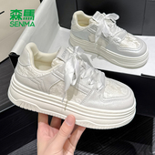 冬季 休闲板鞋 国风刺绣小白鞋 2026新款 森马女鞋 爆款 女款 时尚 子厚底