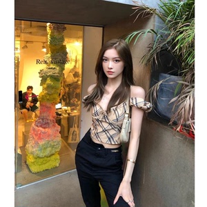 短款设计感格子短袖衬衫女夏装纯欲辣妹高腰泫雅风抹胸t恤上衣